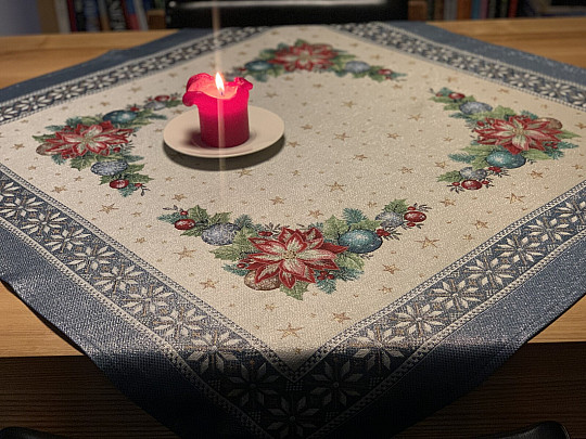 Karácsonyi kárpitok terítők és sálak KARÁCSONYI KÉT II