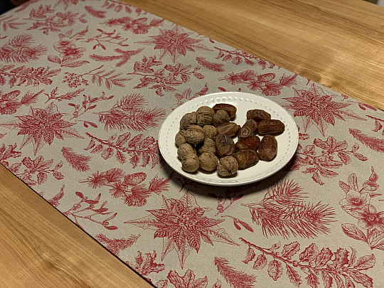 Karácsonyi sál CESMÍNA BORDEAUX