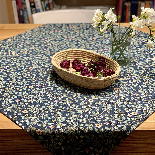 Gobelin terítő és sál, A BOLDOGSÁG FÁJA, mindenhol KÉK