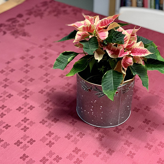 Asztalterítő DAMASZK virágok bordó 120x140