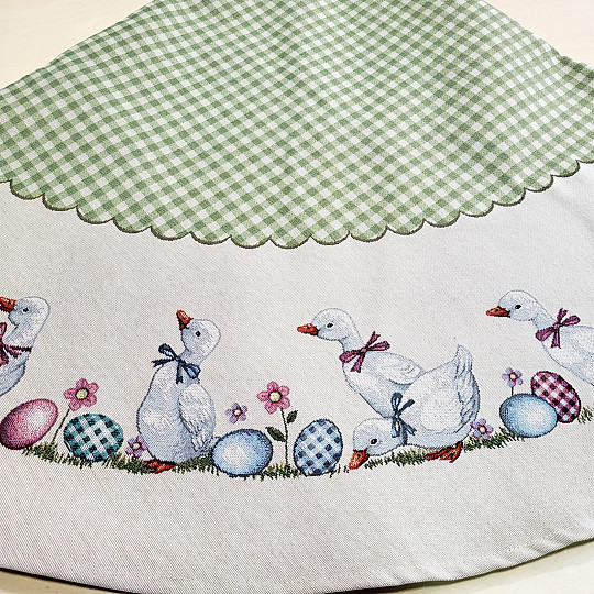 Kerek gobelin terítő HUSSIČKY ZÖLD KOCKÁS