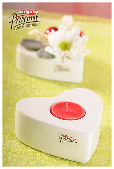 SZÍVES GYERTYATARTÓ FEHÉR