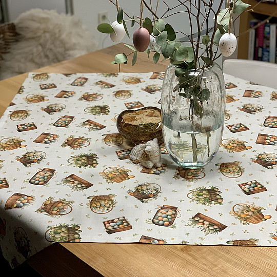 Húsvéti terítő és sál SZÍNES TOJÁSOK