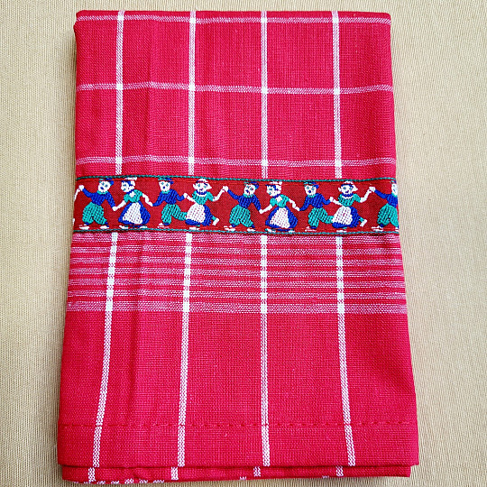 Törölközők a GRANDMA RED WITH PEOPLE-től