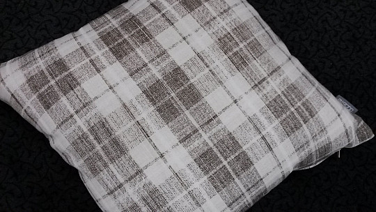 Párnahuzat 45x45 NORDOM B bézs