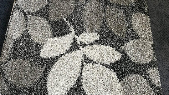 Darab szőnyeg SHAGGY EXTRA szürke levelek