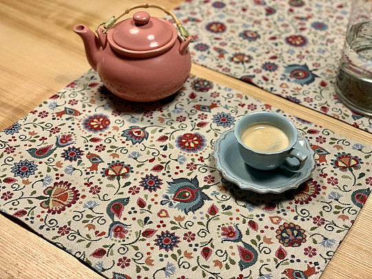 Gobelin terítő virágok és Jurkovič madár