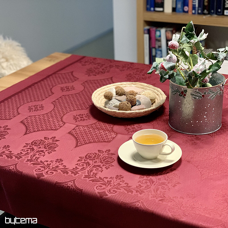 Asztalterítő DAMASZK bordó 120x140