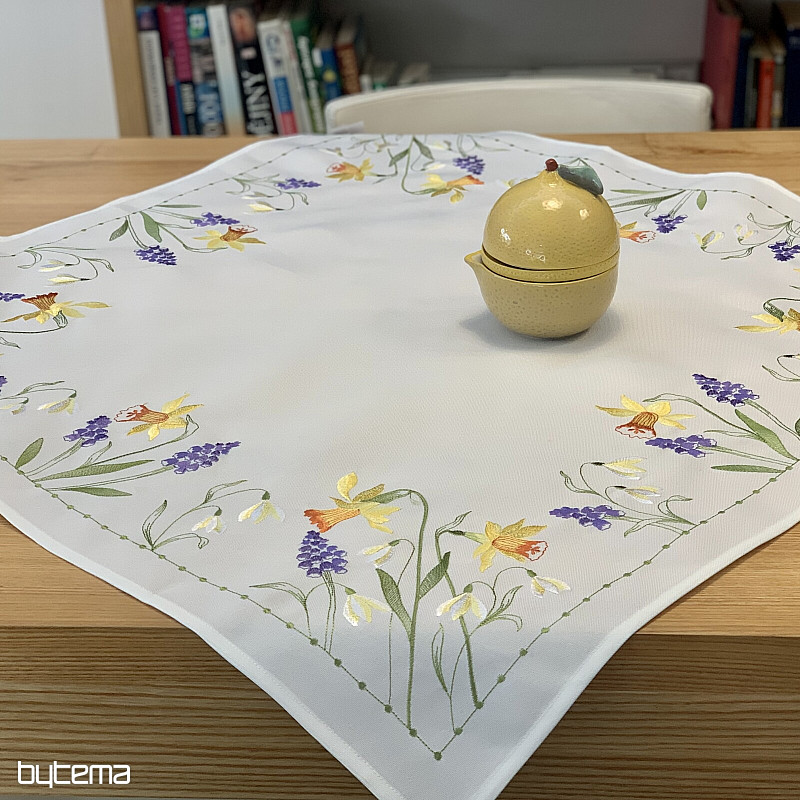 Hímzett terítő és sál NÁRCISZ ÉS HÓ LÁNYA