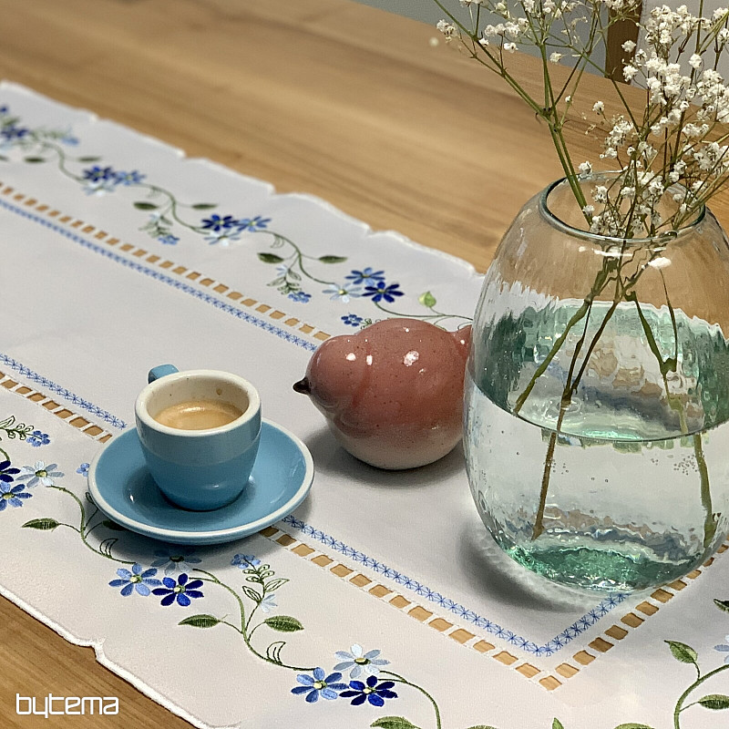 Hímzett terítő és sál ELFELEJTETT VIRÁGOK