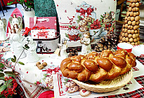 Kellemes karácsonyi ünnepeket és boldog 2026-os új évet kívánok