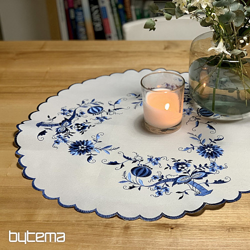 Hímzett terítők HAGYMAKÉK-FEHÉR