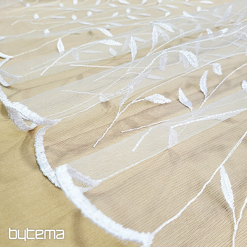 Hímzett függöny 527 FEHÉR LEVELEKKEL