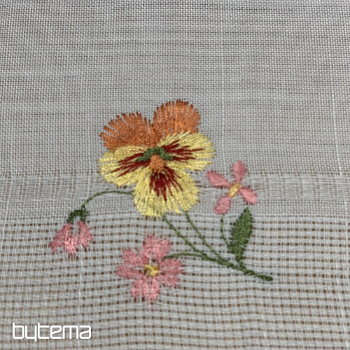 Hímzett terítő és kendő KERTI VIRÁGOK