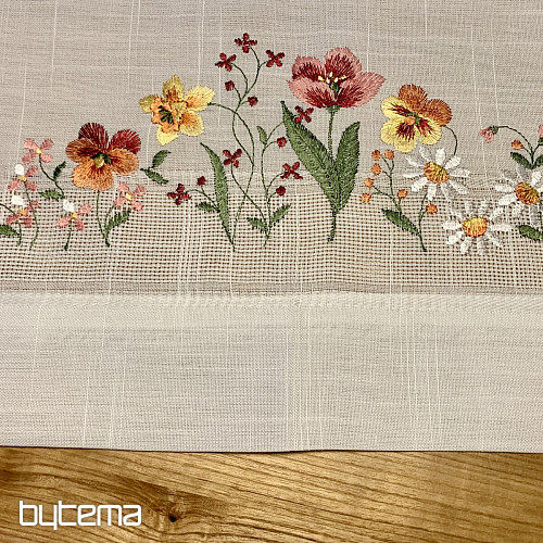 Hímzett terítő és kendő KERTI VIRÁGOK