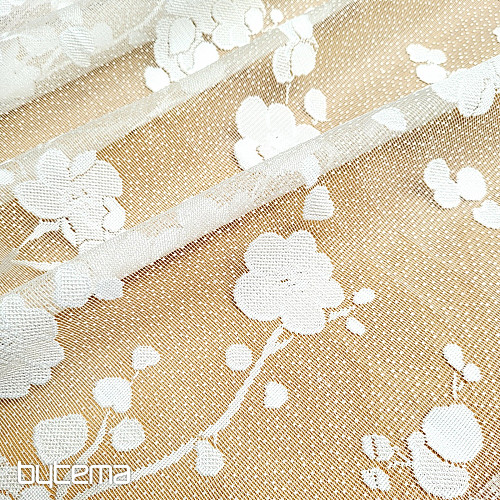 Jacquard függöny GITA FEHÉR VIRÁGOK