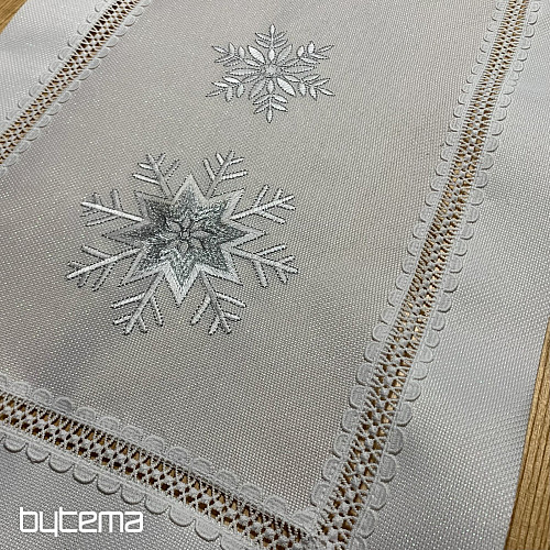Karácsonyi hímzett terítő EZÜST PELYHEK
