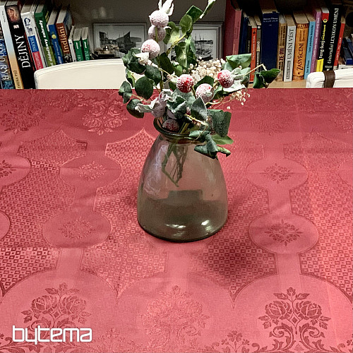 Asztalterítő DAMASZK bordó 120x140