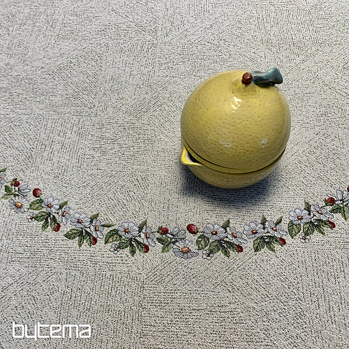 Kerek gobelin terítő ROCK BY THE FENCE