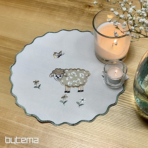 Hímzett terítő és sál HÚSVÉTI BÁRÁNYOK