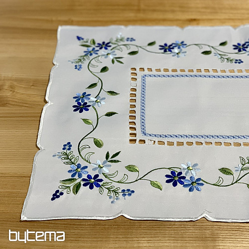 Hímzett terítő és sál ELFELEJTETT VIRÁGOK