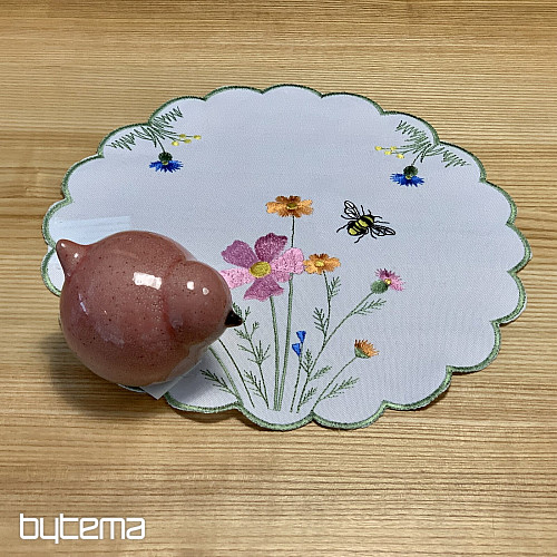 Hímzett terítő és sál Rét és méhek