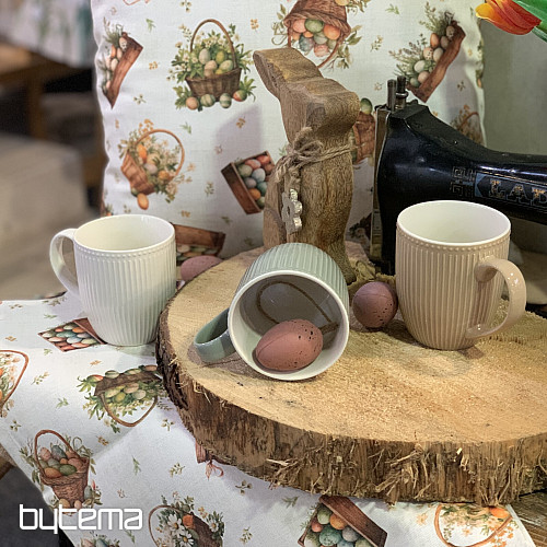 Húsvéti terítő és sál SZÍNES TOJÁSOK