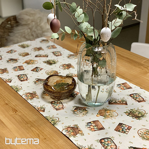 Húsvéti terítő és sál SZÍNES TOJÁSOK