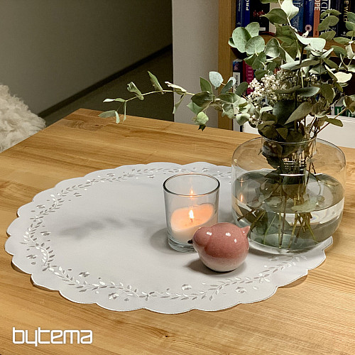 Asztalterítő és sál FEHÉR VIRÁGOKKAL hímezve