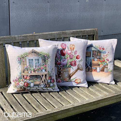 Gobelin párnahuzat TULIPÁNOKKAL TELI ÖNTÖZŐKANNA