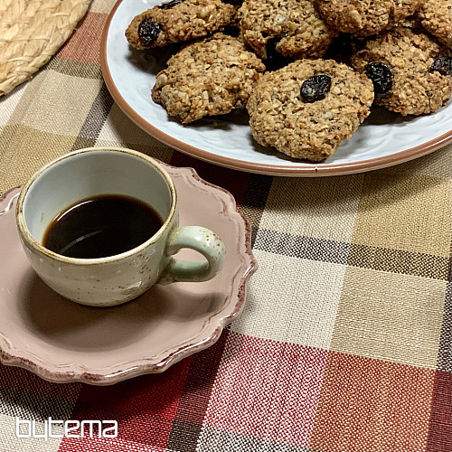 Atila RED terítő és sál