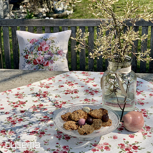 Terítő és sál VIRÁGOK LINÓ piros