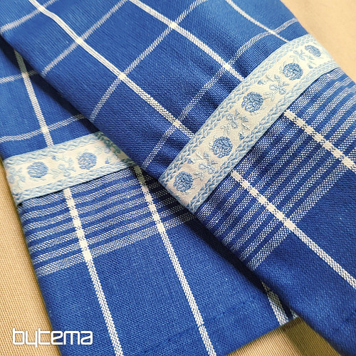 NAGYMAMA VIRÁGOKKAL KÉK TÁLCA KENDŐI