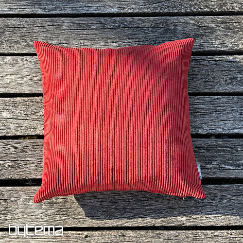 Dekoratív párnahuzat DARVEN RED