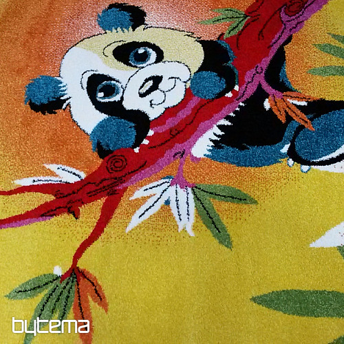 Gyermek darab szőnyeg PANDA egy fán