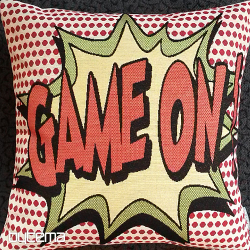 Gobelin párnahuzat COMICCS GAME ON!