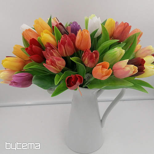 A tulipánok keverik a színeket